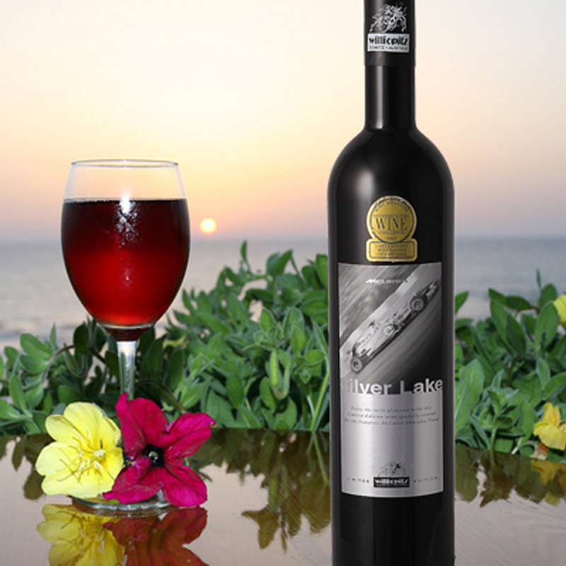 银湖迈凯轮红葡萄酒